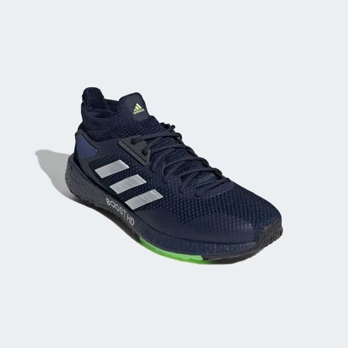 Kicksy Adidas Pulseboost HD EUR 47 1/3 CM 30,5