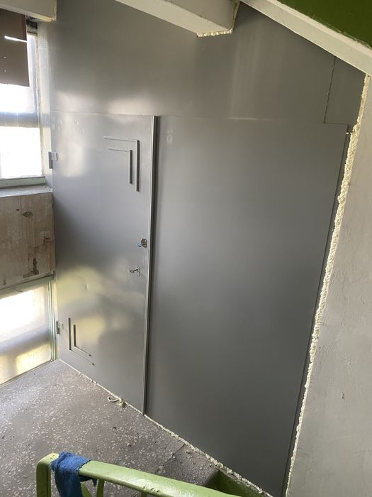 Перегородки двері металеві технічні двері тамбурні перегородки з метал