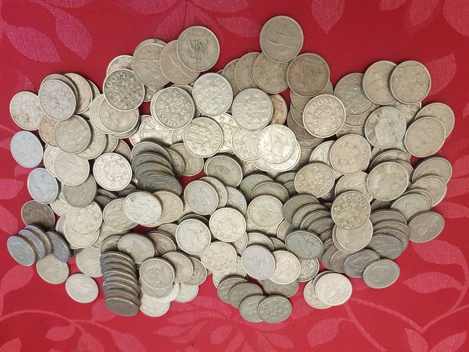 Centenas de Moedas de 5 Escudos Cupro - Niquel -total 15 euros