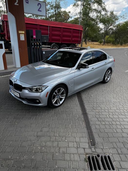 Бмв 2018 плагин гибрид , машина гарному станi