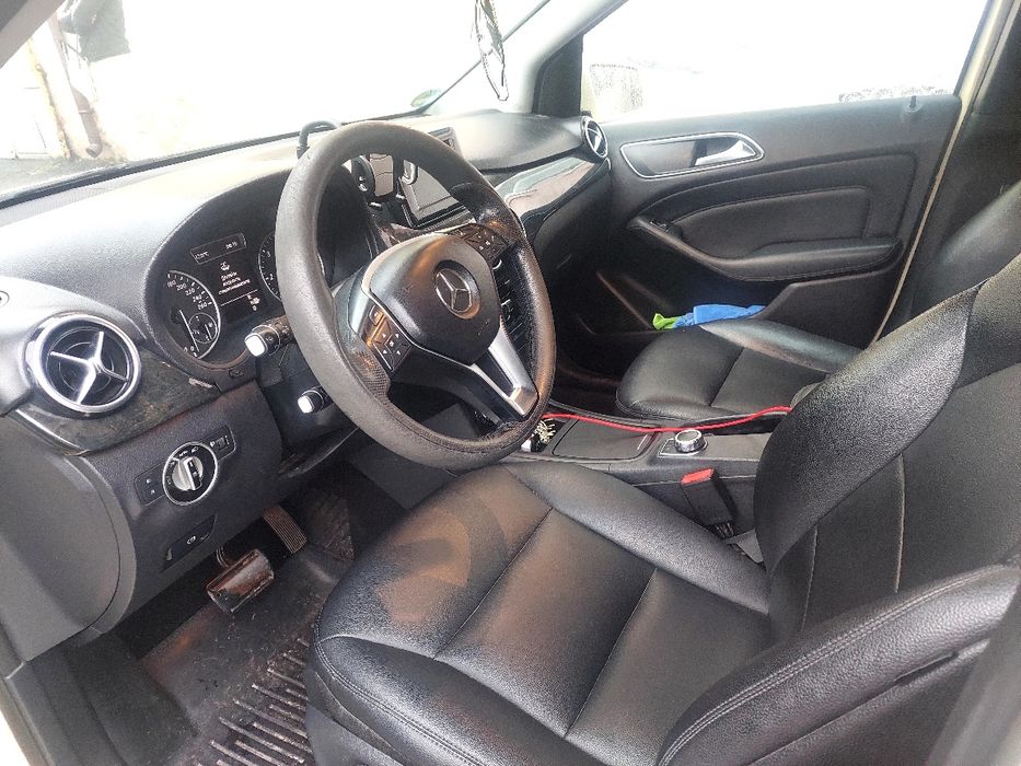 Mersedes Ben's b180 w246