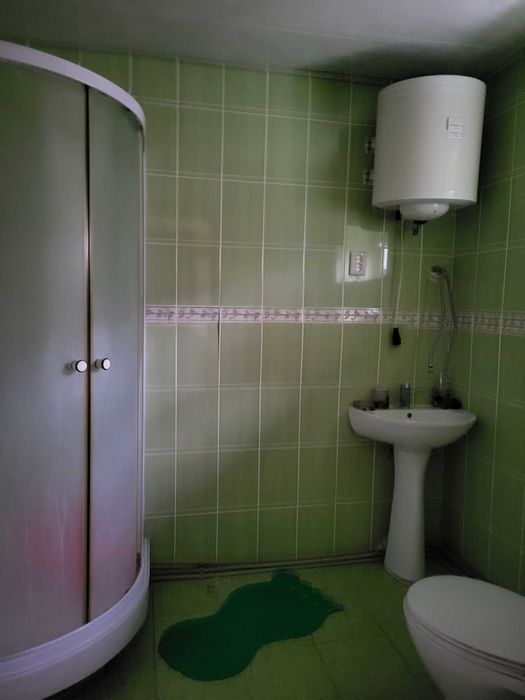 Продам добротний будинок на Лелеківці.