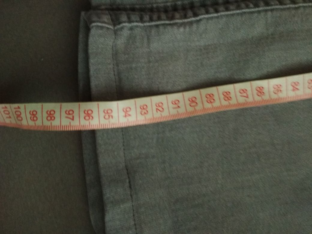 джинси фірми HM 170 є 2 шт ( можливо для двійні)