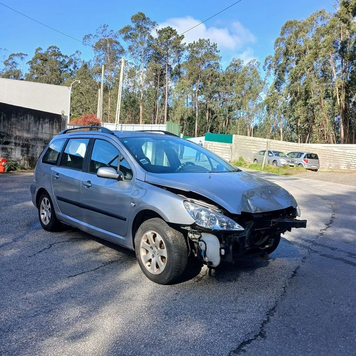 Peugeot 307 1.4 de 2005 - Peças Usadas (9817)