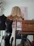 Lampa podlogowa rustykalna