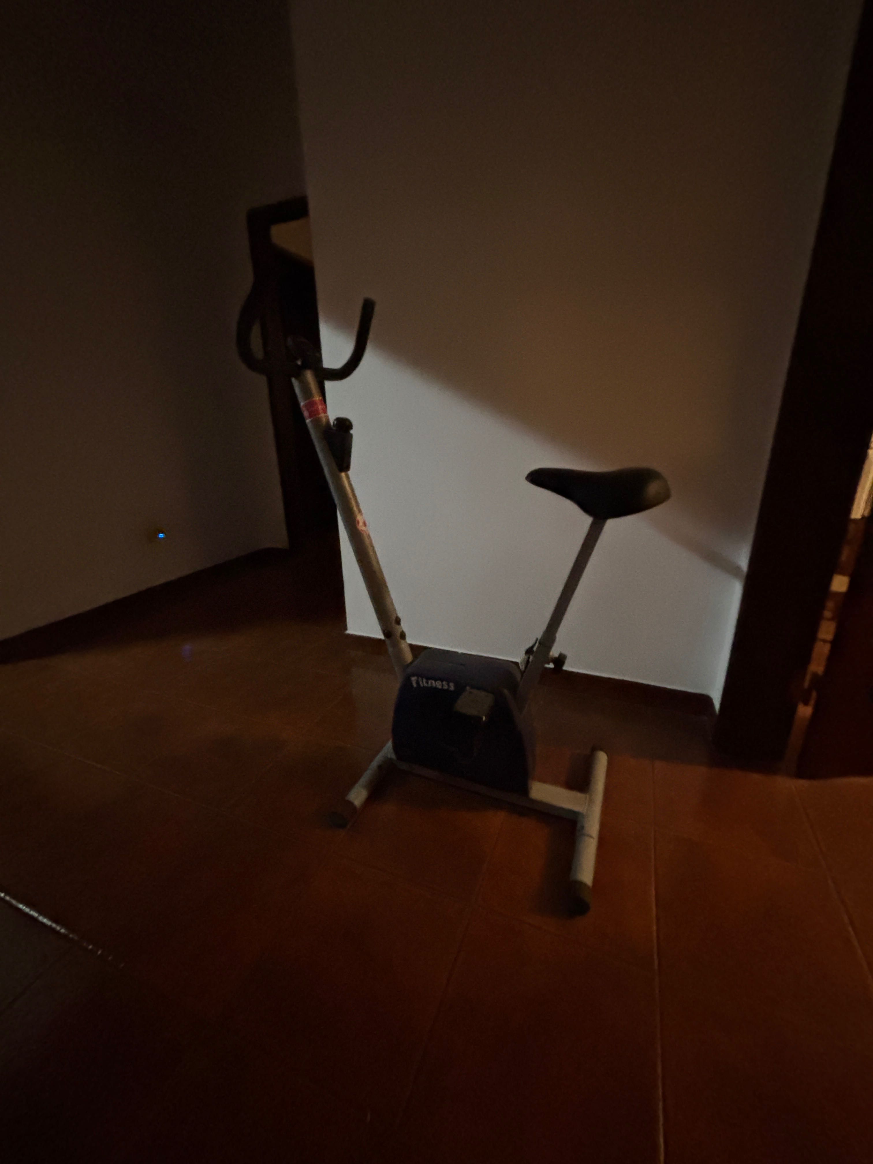 Bicicleta de exercício em casa
