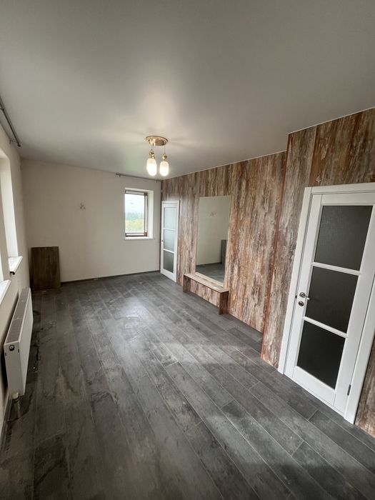 Продаж трикімнатної дворівневої квартири  Космонавтів.       ID-50-2