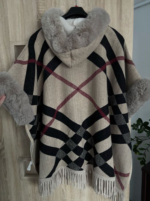 Zimowe ocieplane ponczo narzutka kurtka z futerkiem