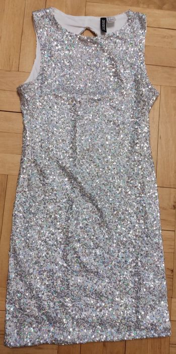 Srebrna sukienka cekinowa cekiny h&m