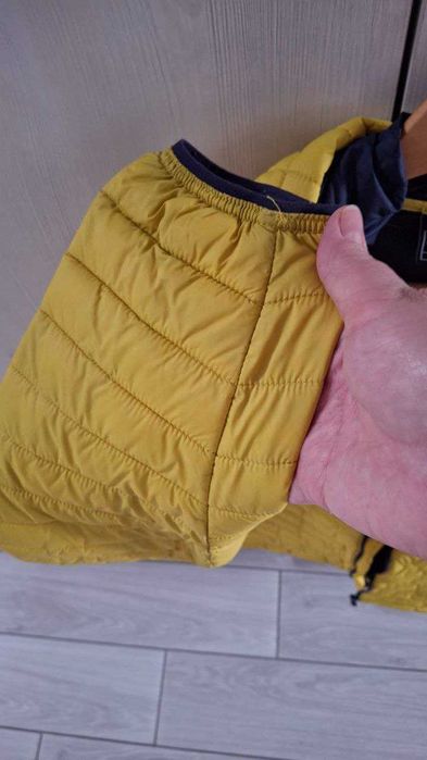 Чоловіча куртка майже нова