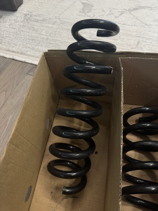 Пружини BMW F30/32/33/36 OEM (EDC)