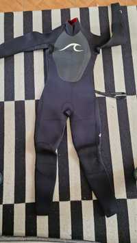 Various Fato wetsuits