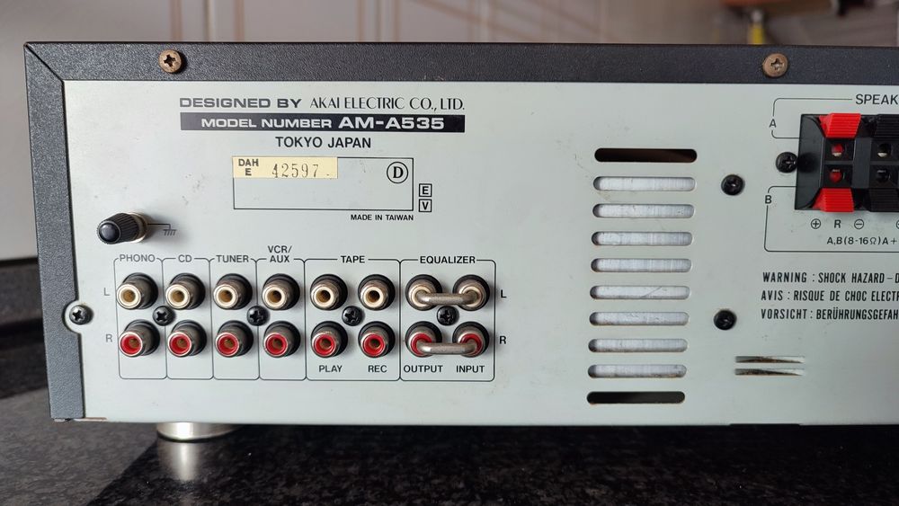 Amplificador AKAI-AM-A535