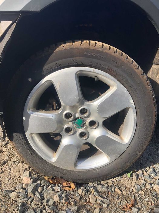 Комплект дисків з гумою диски R17 5x112 Volkswagen Skoda 7J ET50 VAG