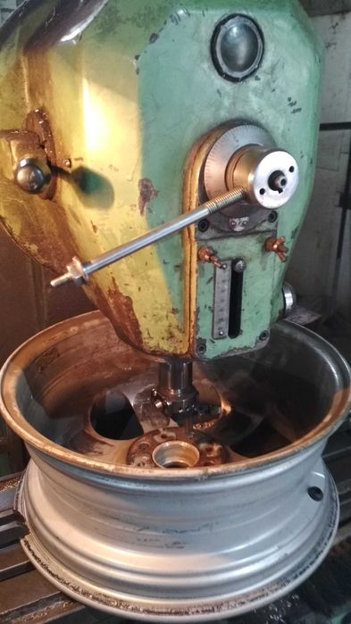 Расточка ЦО колесных дисков