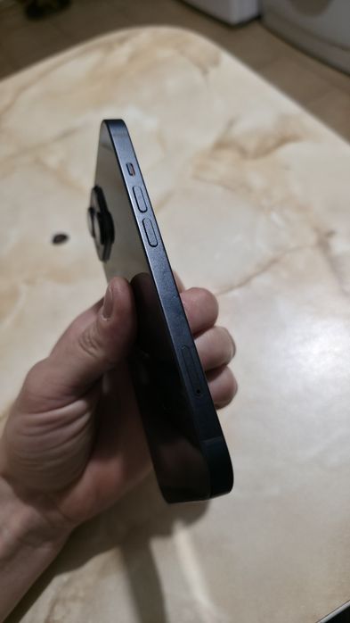 Продам iPhone 14 на 128 gb