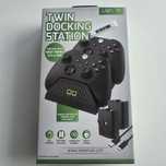 Ładowarka do padów Xbox podwójna, nowa