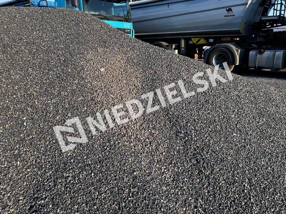 GRYS BAZALTOWY 2-8 mm Kamień Ogrodowy Ozdobny Dekoracyjny Bazalt