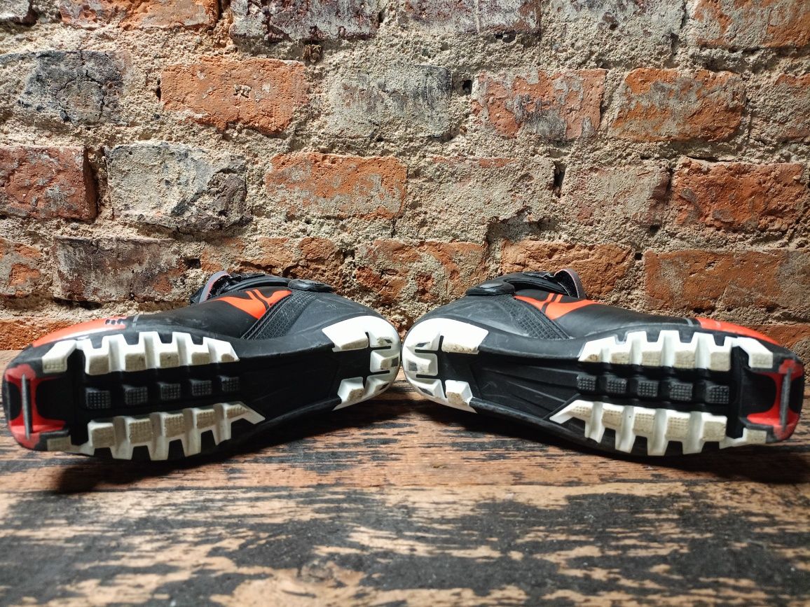 Buty do nart biegowych Rossignol XIUm Skate 38
