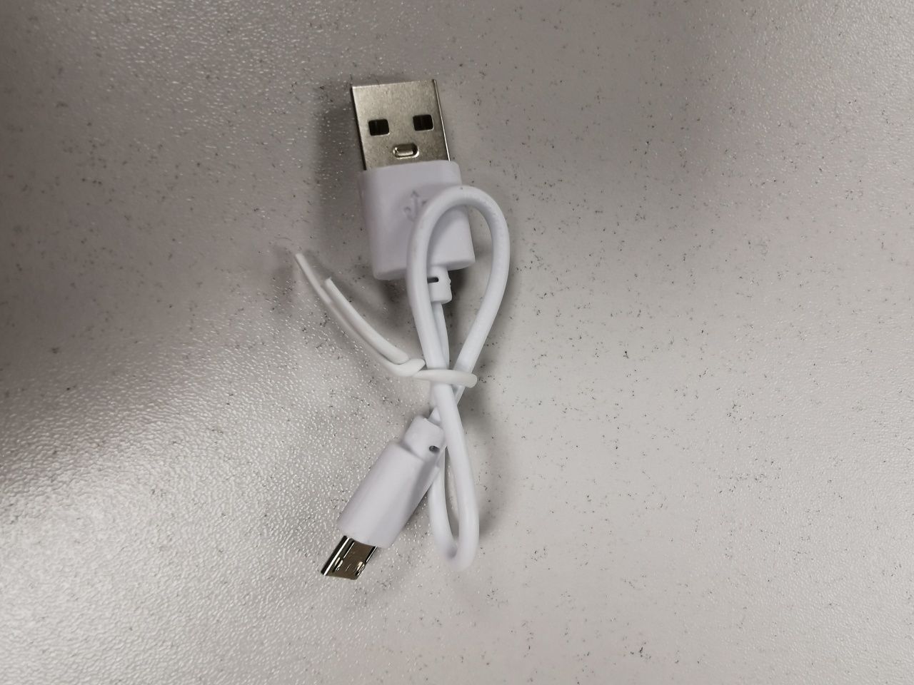 50 sztuk białych kabli micro USB 20cm