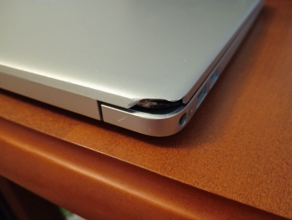Laptop HP 15s-eq2