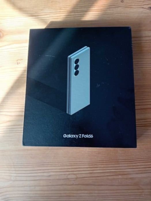 Sprzedam Nowy Telefon Samsung Z Fold 6 1 Tb Srebrny Silver