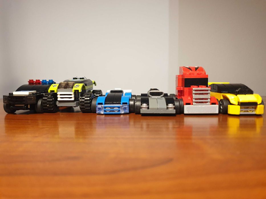 LEGO Racers Zestaw 6 samochodów +1 Gratis