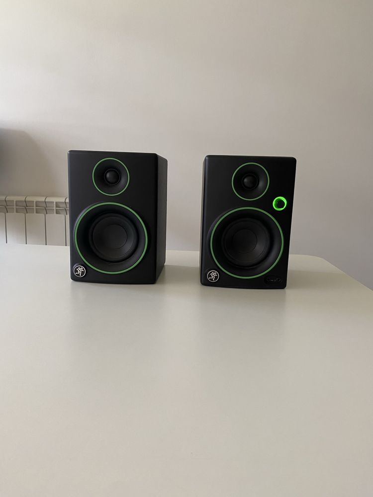 Mackie CR3 [para REPARAÇÃO]