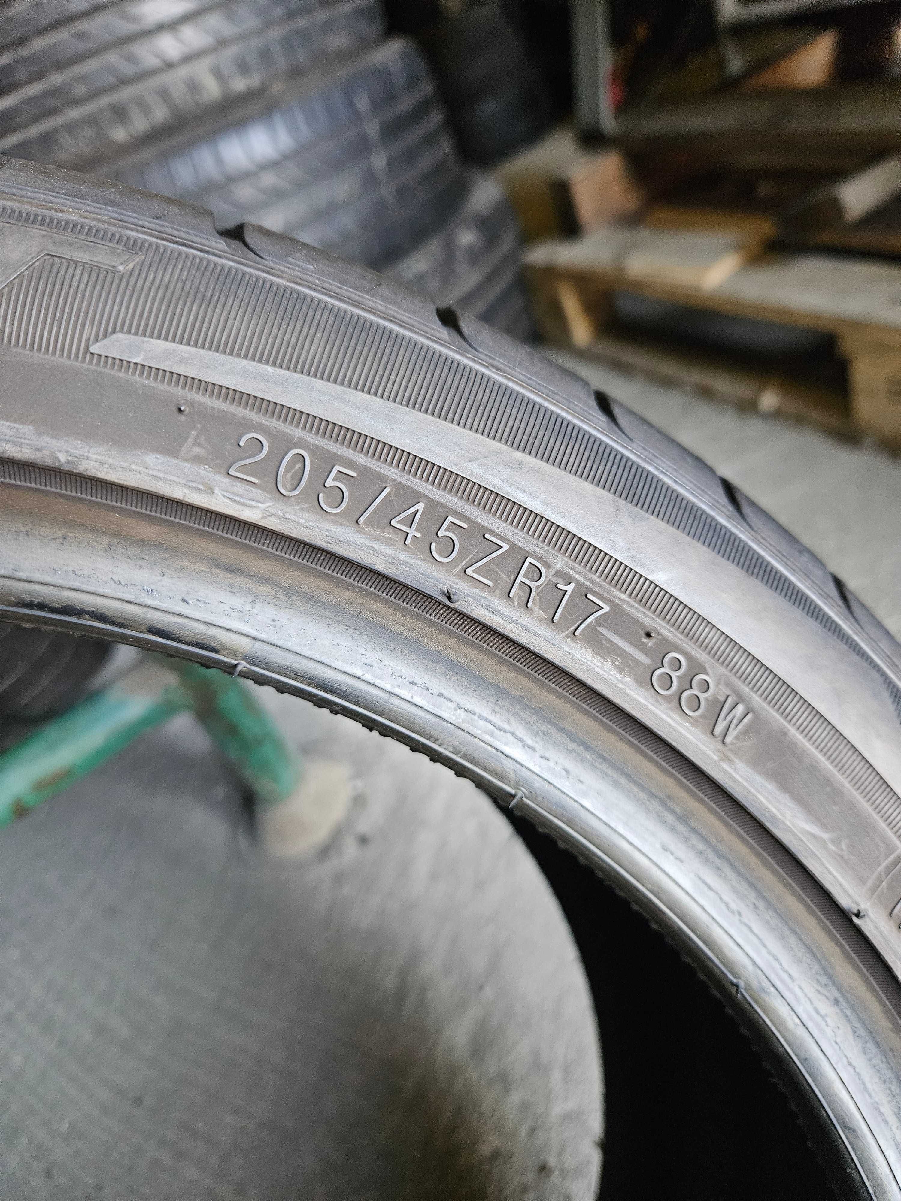 4szt Opona Kumho Ecsta SPT 205/45R17 z 2012r używana lato