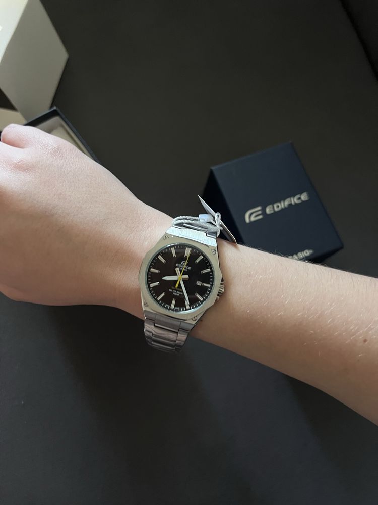 Casio Edifice CLASSIC EFR-S108D-1AVUEF