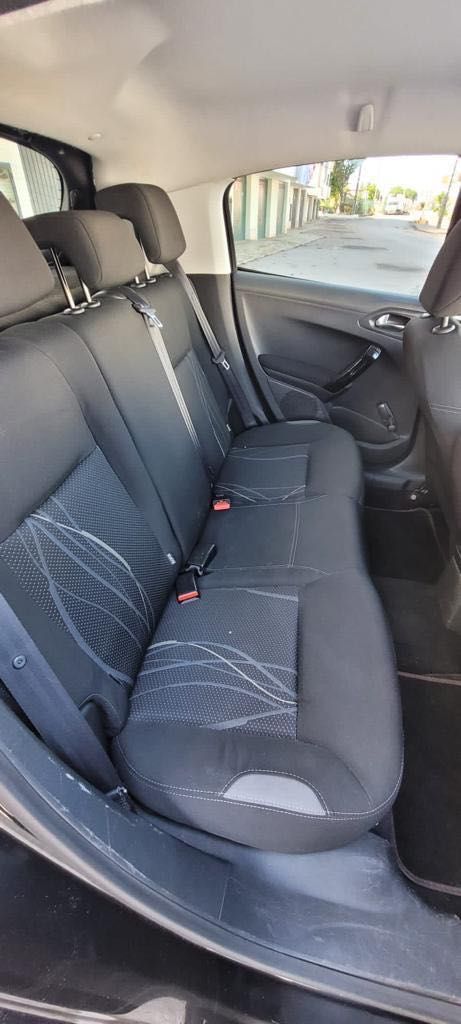 Peugeot em óptimo estado
