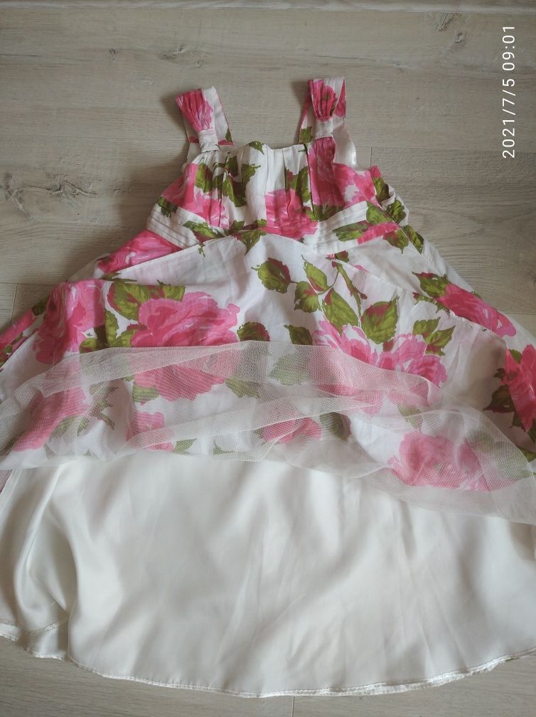 Платье для девочки 6 - 7 лет. нарядное
