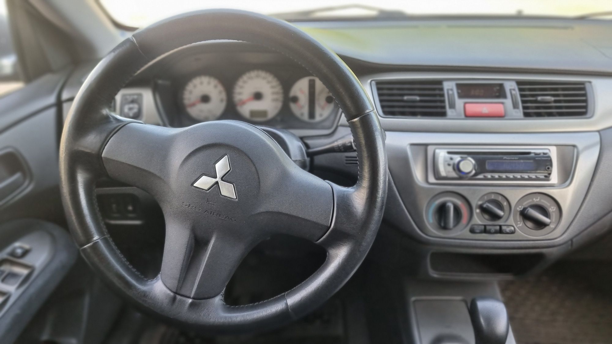 Продам Mitsubishi Lancer ! Автомат !