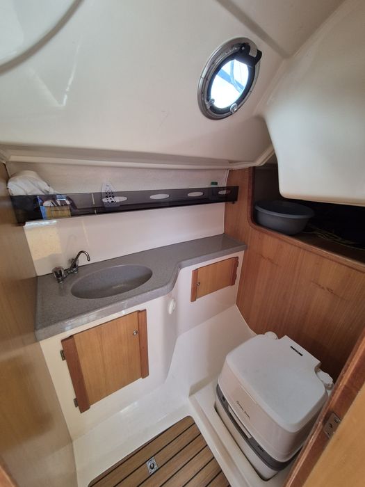 Jacht żaglowy Maxus 28
