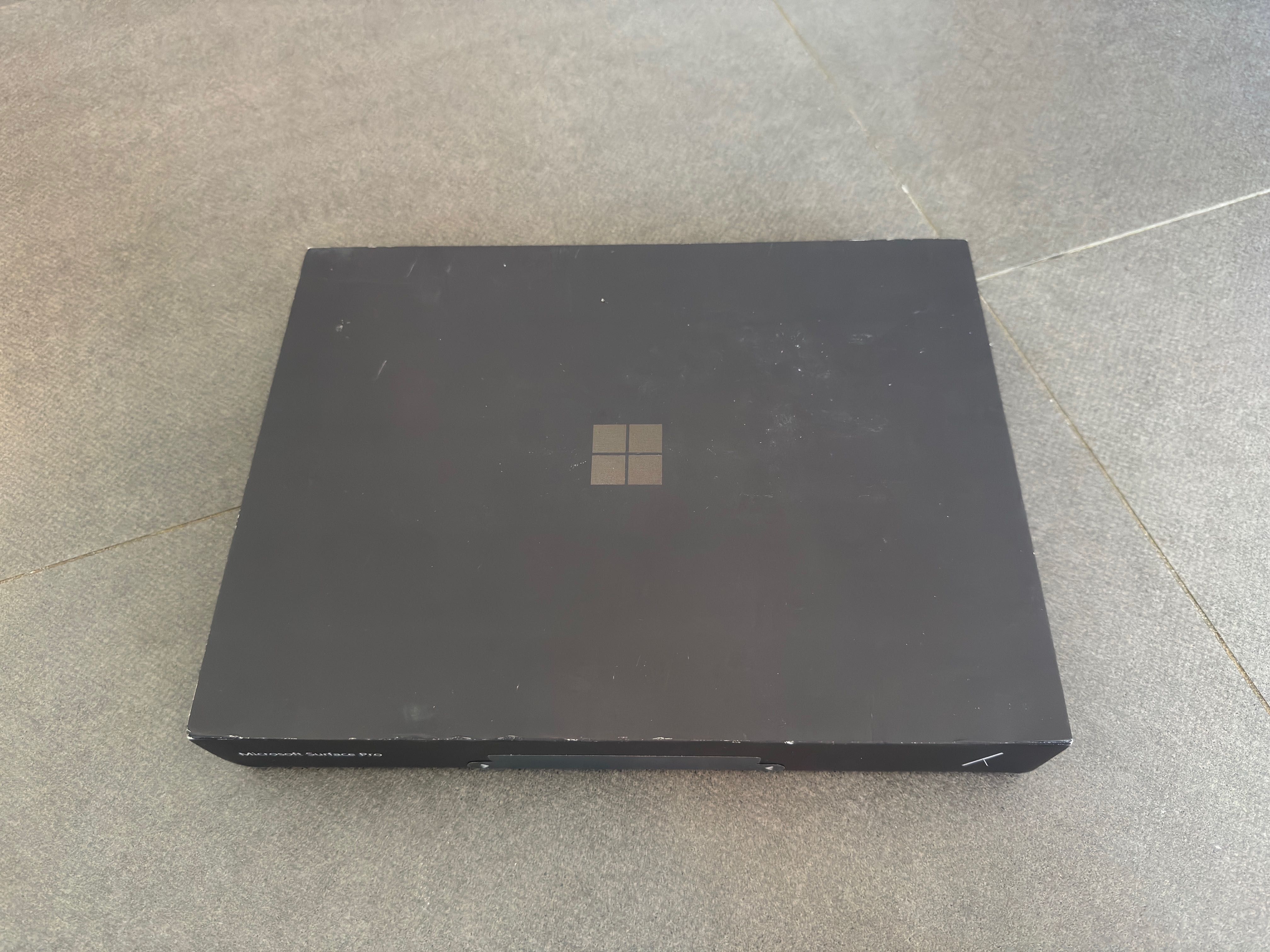 Microsoft Surface Pro 11 13" Snapdragon X Elite 16/256GB Czarny