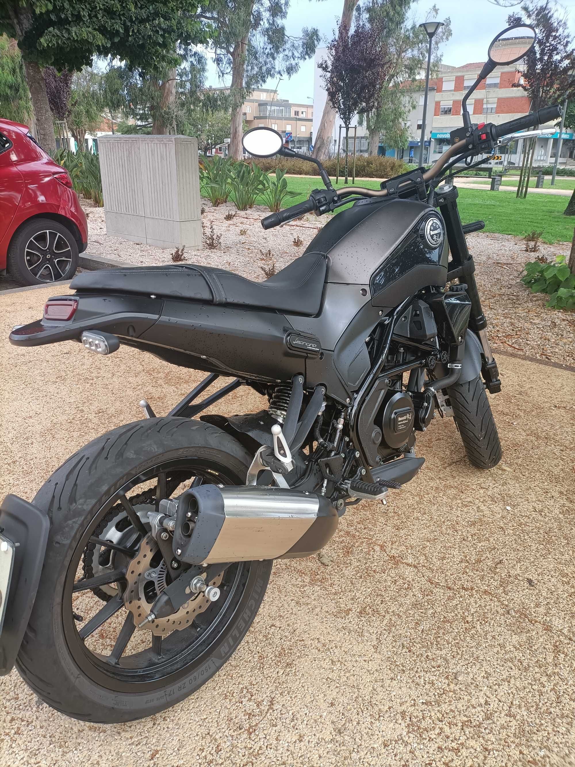 Benelli leoncino 250
