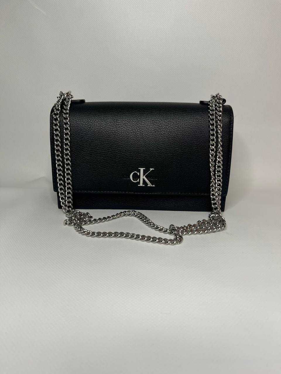 Сумочка Calvin Klein Jeans
колір чорний K60K612233