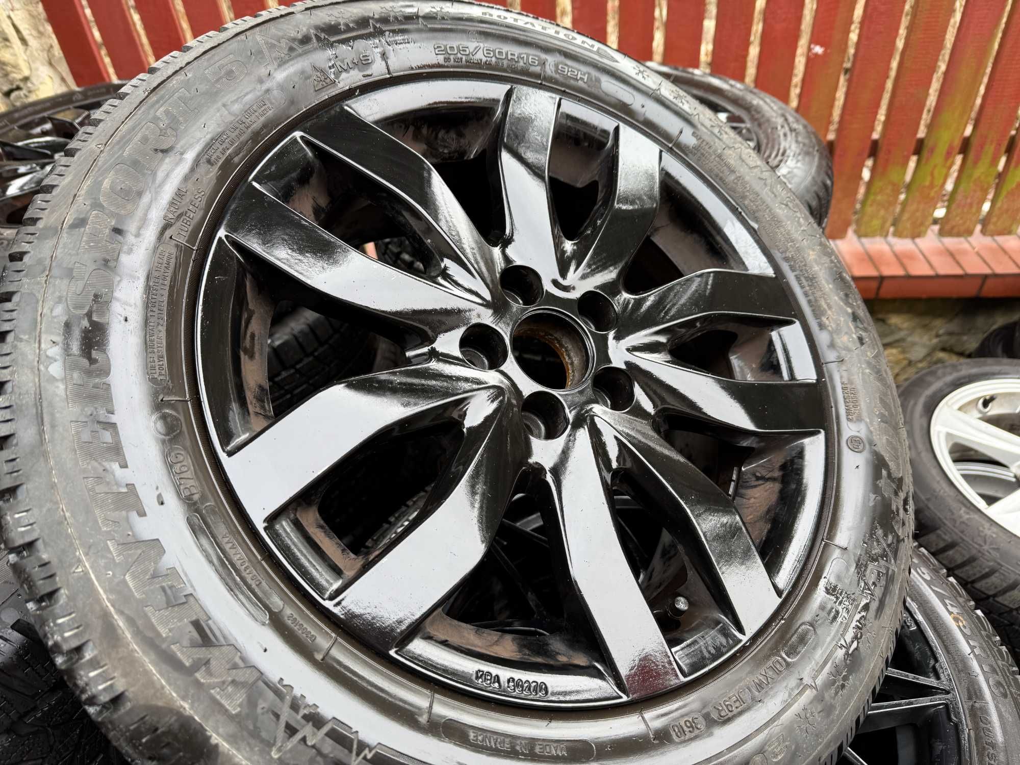 Koła 16" 5x100 VW T-Cross Seat Arona Skoda Kamiq Scala + opony