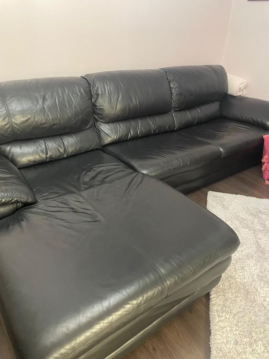 Sofa em pele usado em bom estado