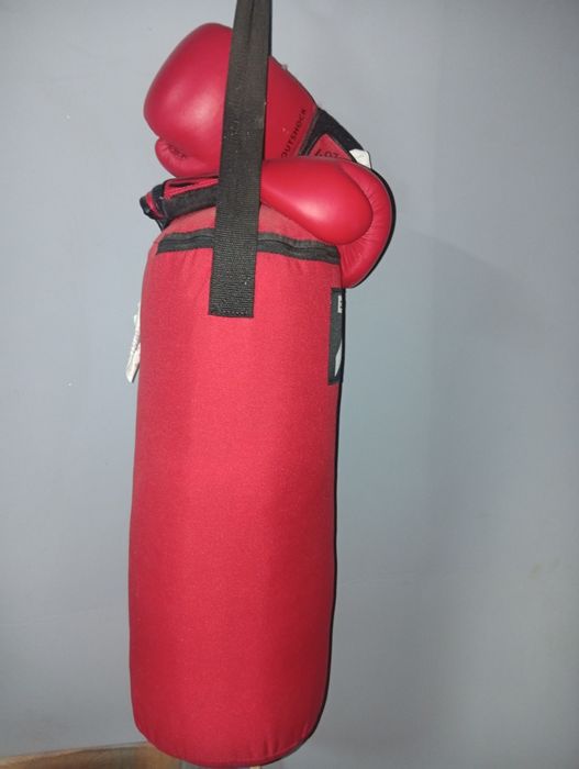 Saco de boxe kids com luvas