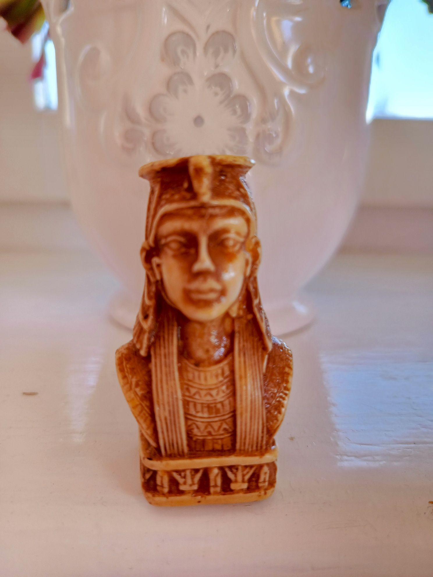 Pamiątka z Egiptu figurka Faraon