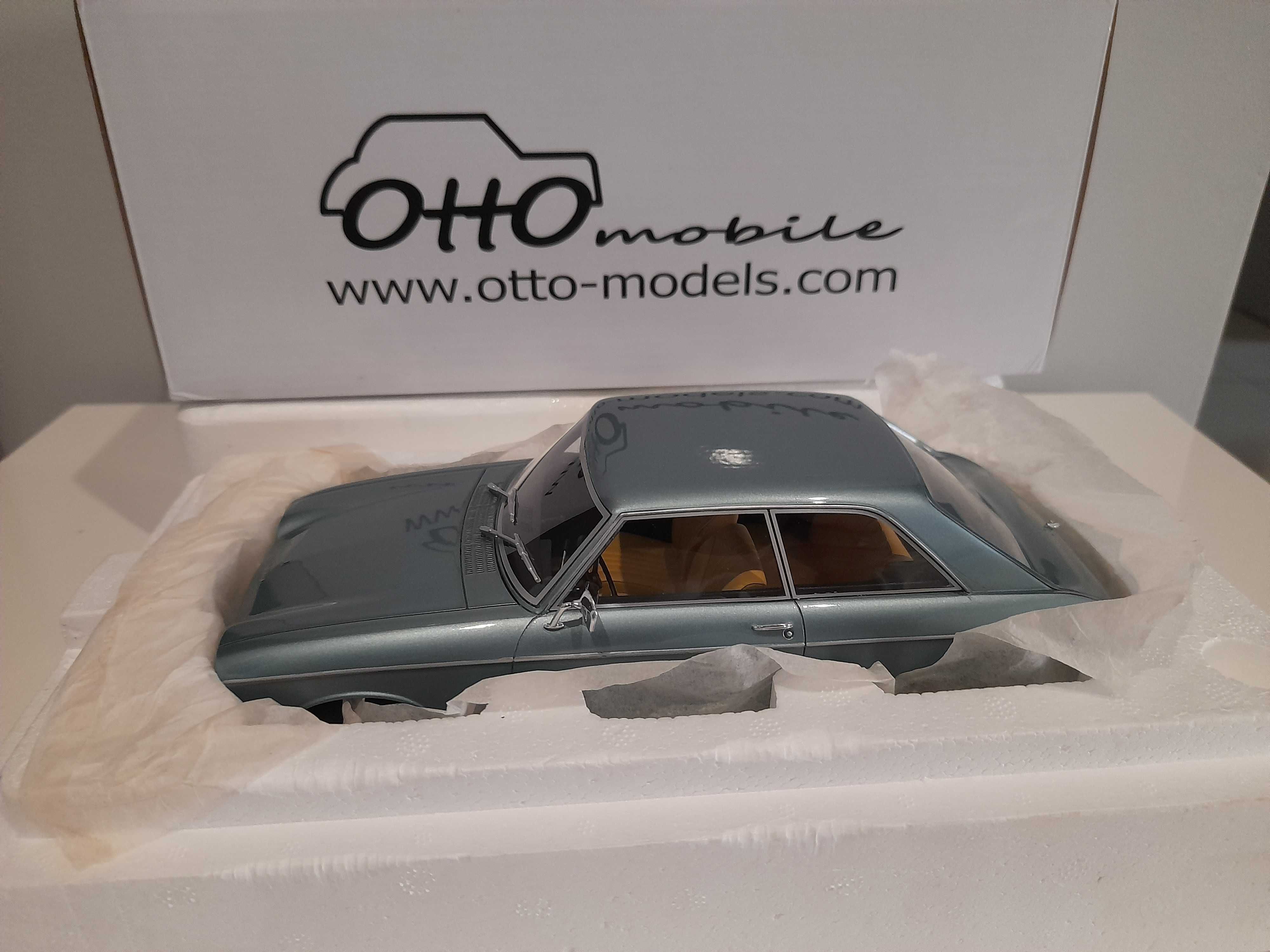 Peugeot 204 OTTO Mobile 1/18