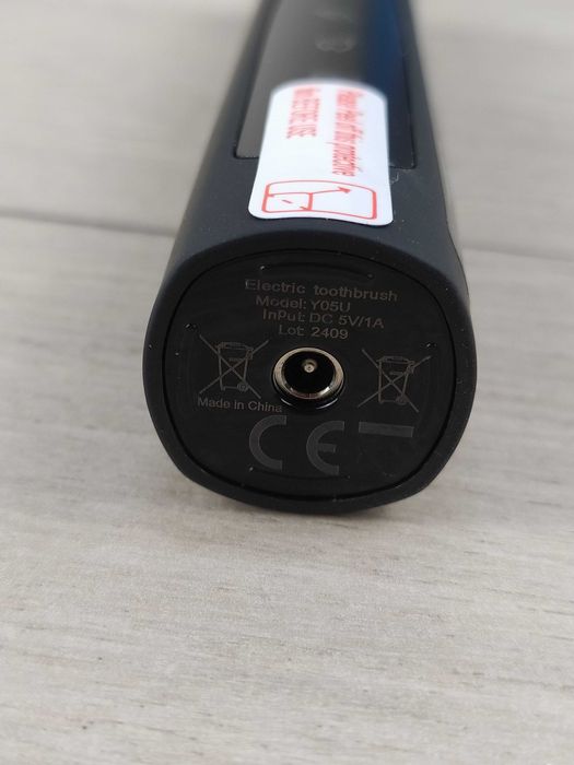 YteaTh PRO Szczoteczka do zębów Soniczna Etui Końcówki