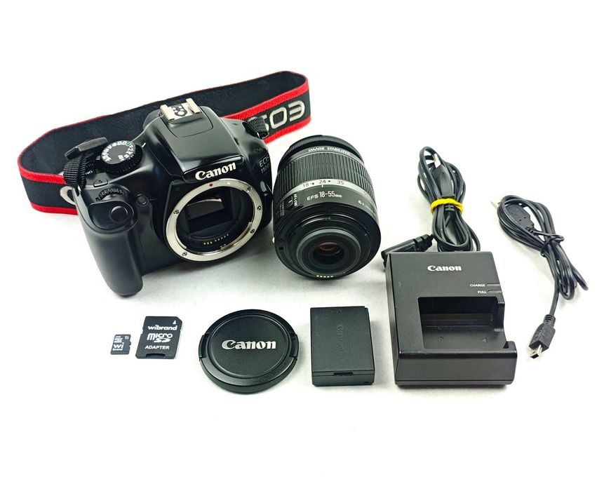 Дзеркальний фотоапарат Canon 1100D KIT 32Gb + ML  (Пробіг 27455)