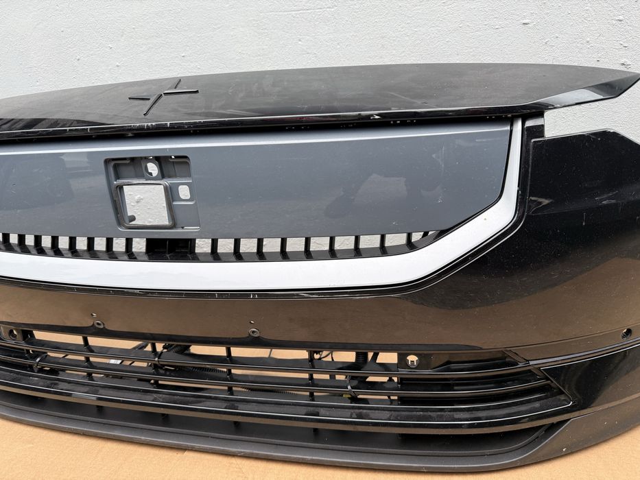 Polestar 2 zderzak przód przedni