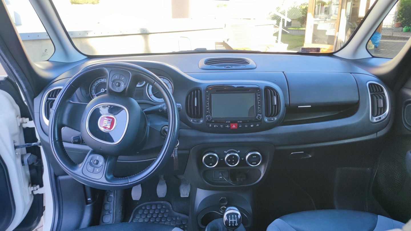 Fiat 500L 1.3 Lounge bogate wyposażenie