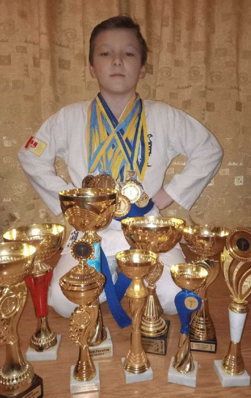 Тренировки  карате для детей и подросков