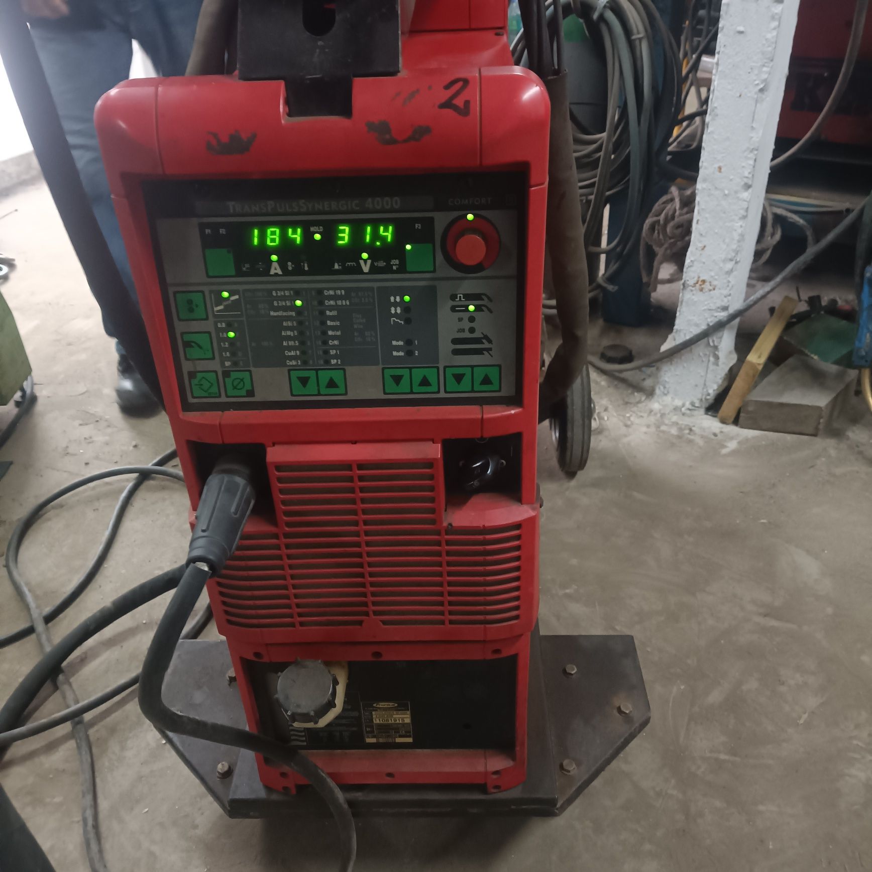 Spawarka MIG/MAG Fronius Transpuls Synergic 4000