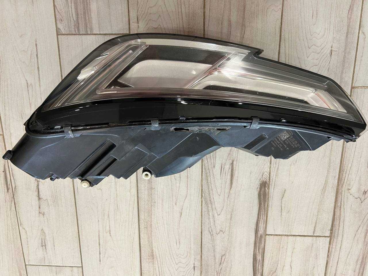 Фара передня ліва audi a4 b9 full led usa америка ПІД РЕМОНТ