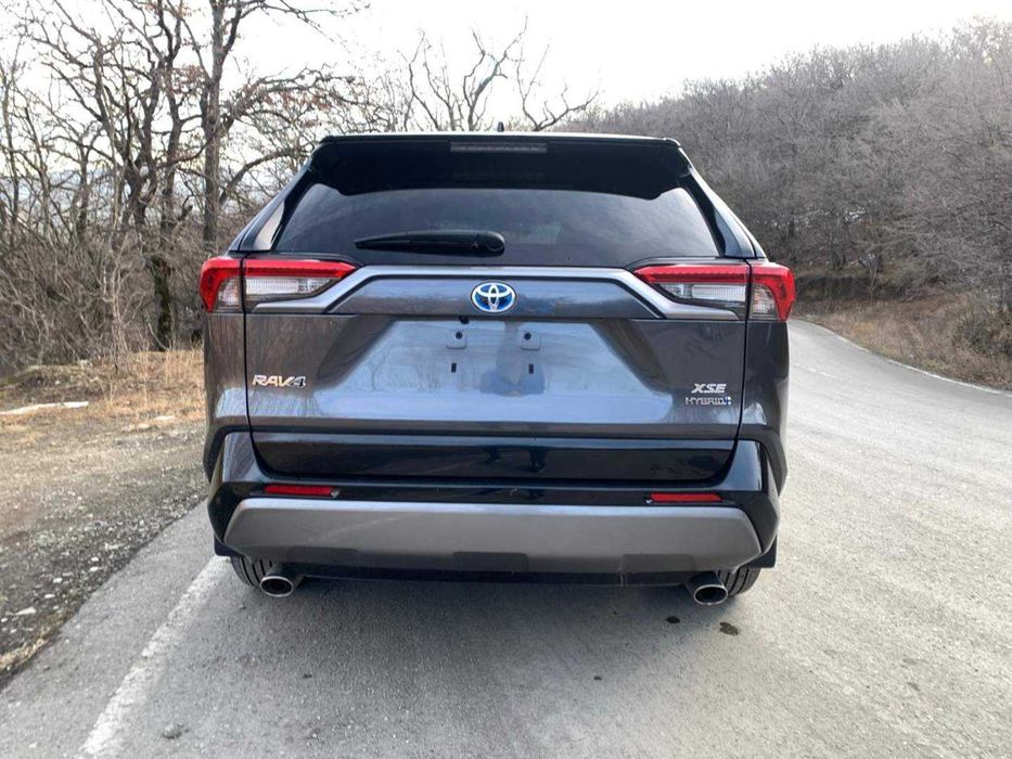 Toyota Rav4 Гібрид 2021